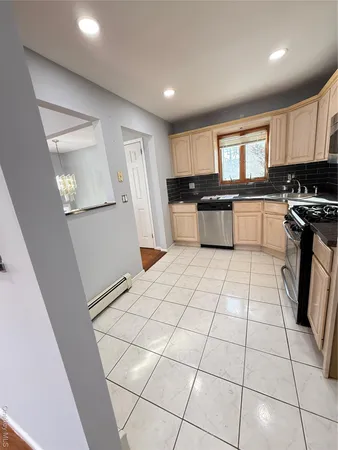 $765,000 | 1003 Steele Boulevard, Baldwin, NY 11510