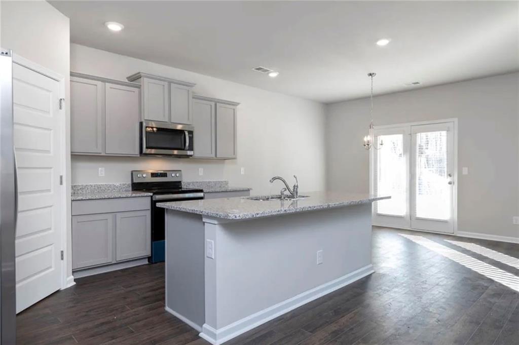 394 Faulkner Street Cleveland, GA 30528 - Photo 2 of 7