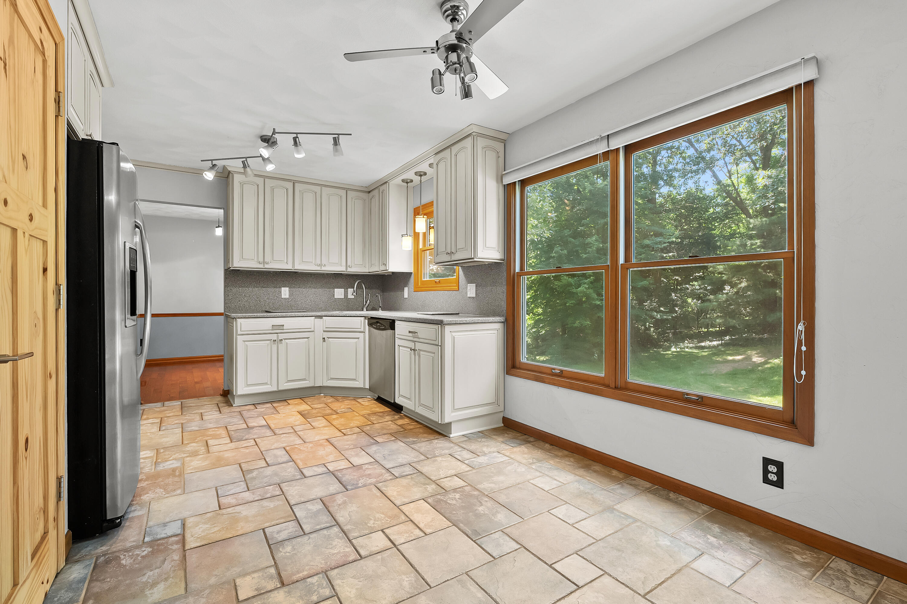 148 Hidden Forest Road Battle Creek, MI 49014 - Photo 12 of 39 Hidden Forest Rd 148 Battle Creek 49015-