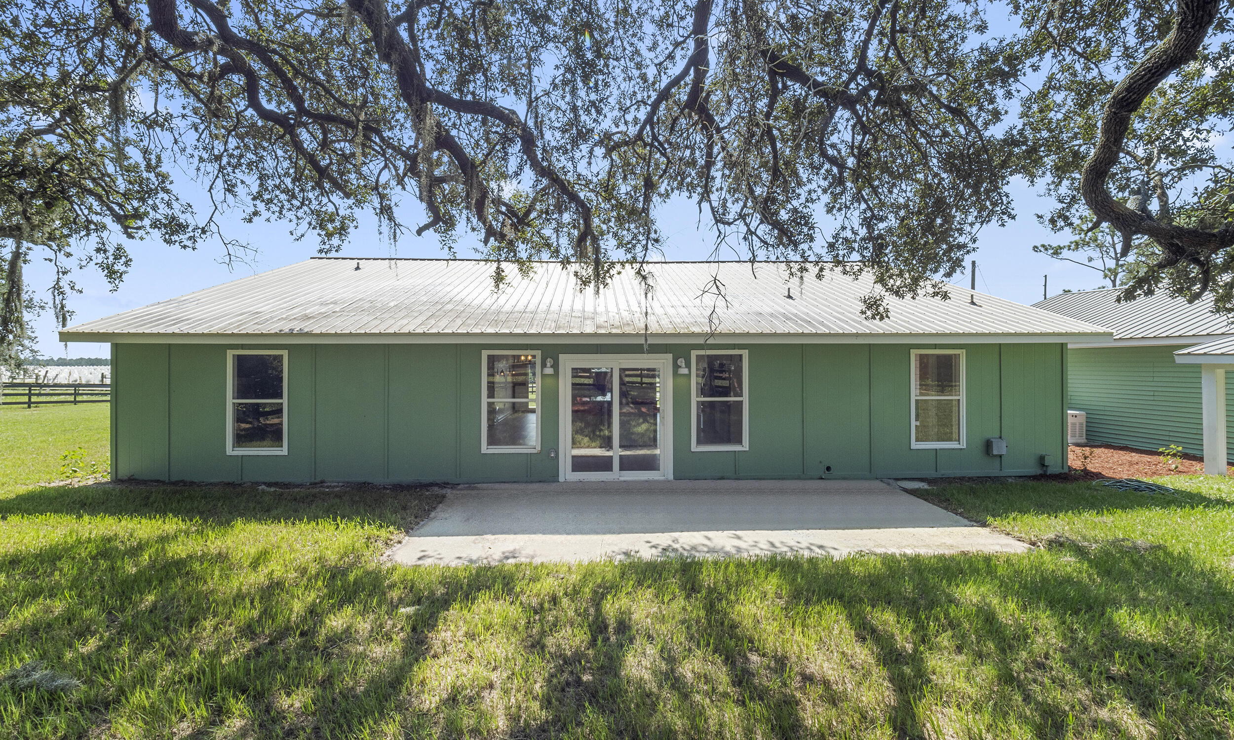 2011 Hartt Road Sebring, FL 33870 - Photo 5 of 29 P1119457