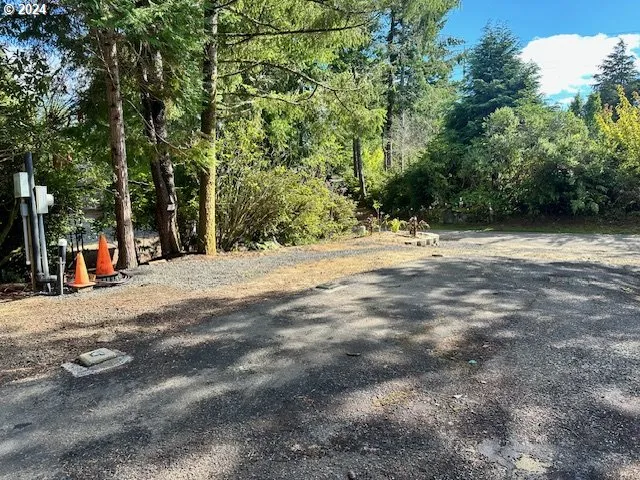 $99,000 | 253 Outer Drive, Florence, OR 97439