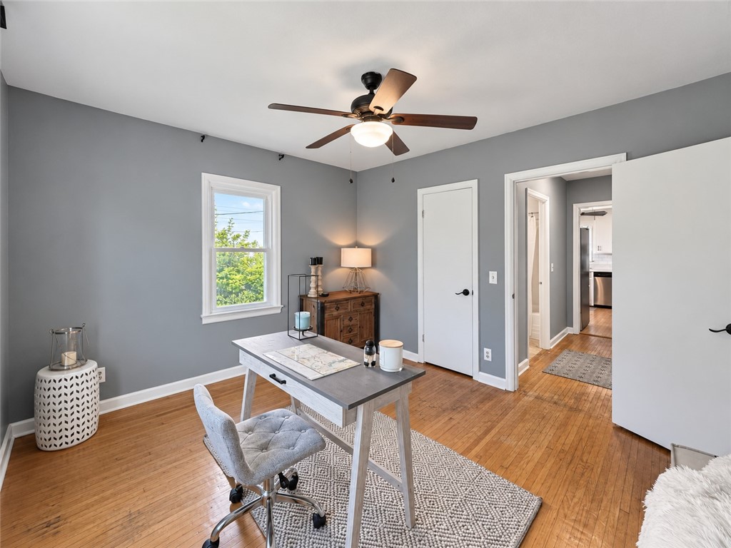 260 Pardee Road Irondequoit, NY 14609 - Photo 29 of 44 First Floor Bedroom