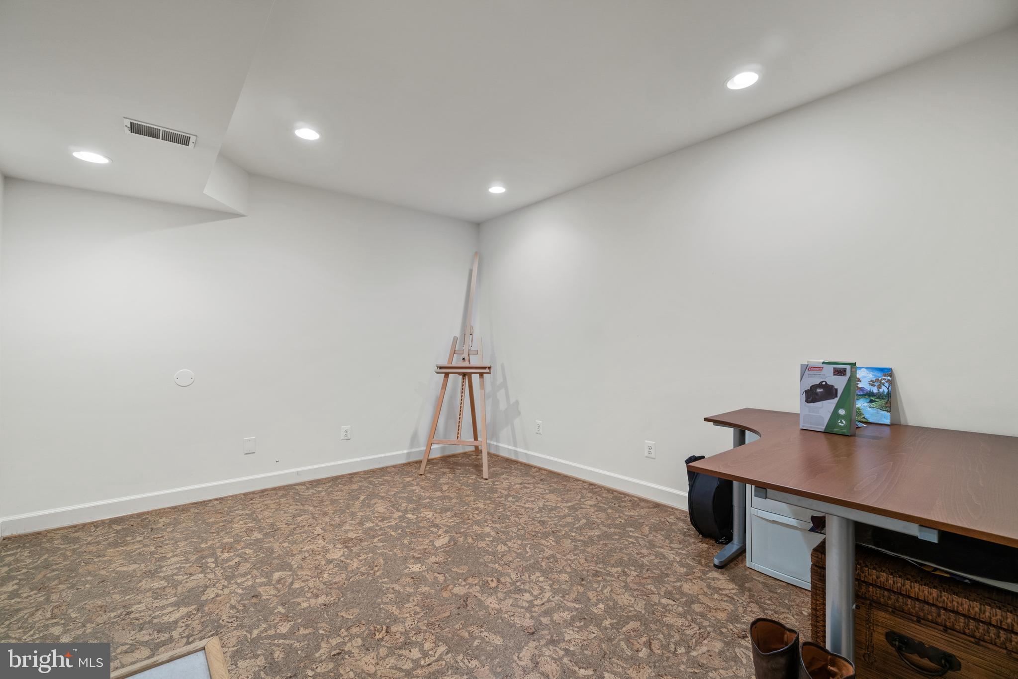 1163 Fieldview Drive Reston, VA 20194 - Photo 32 of 48 Gallery Image 32