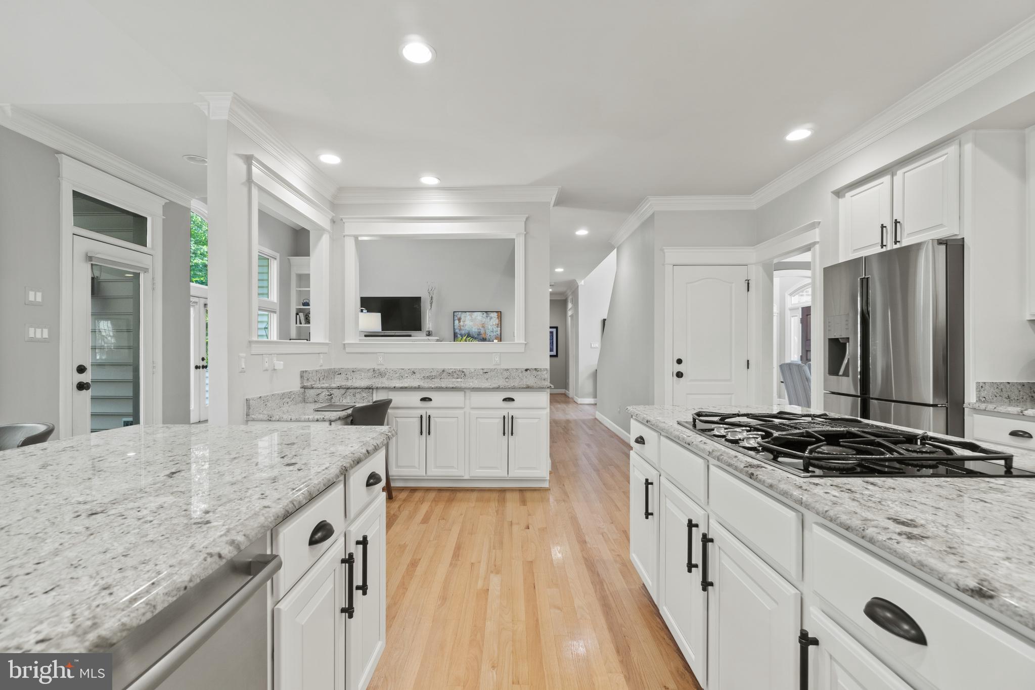 1163 Fieldview Drive Reston, VA 20194 - Photo 9 of 48 Gallery Image 9