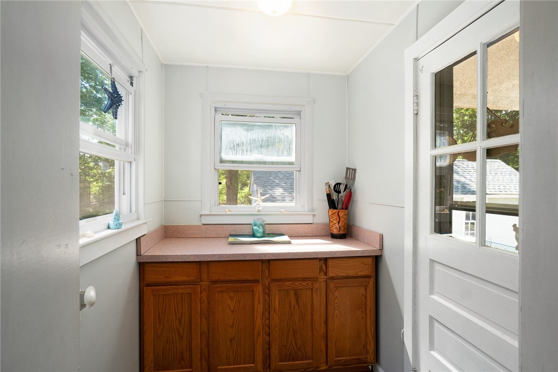 31 Langworthy Road Westerly, RI 02891 - Photo 16 of 40