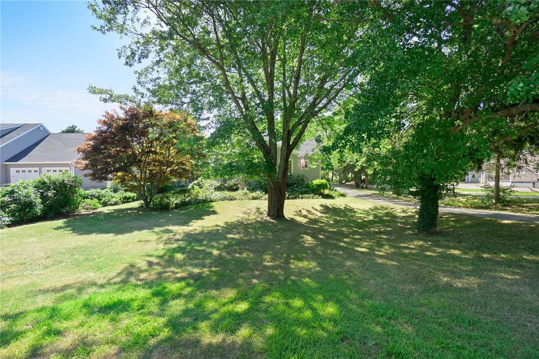 31 Langworthy Road Westerly, RI 02891 - Photo 31 of 40