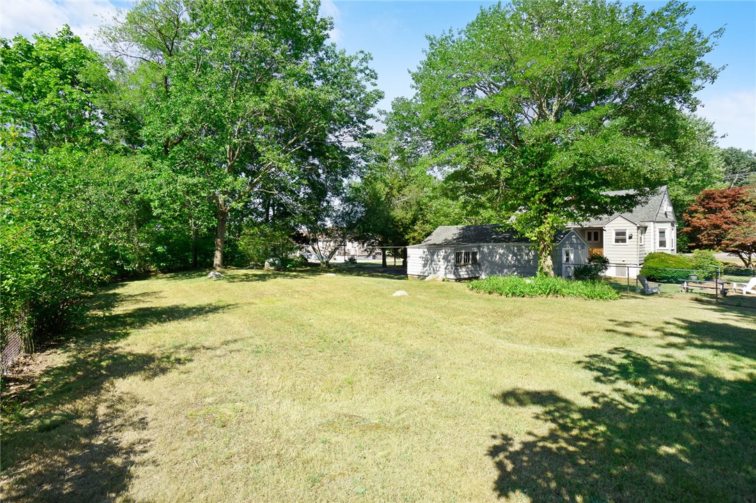 31 Langworthy Road Westerly, RI 02891 - Photo 35 of 40