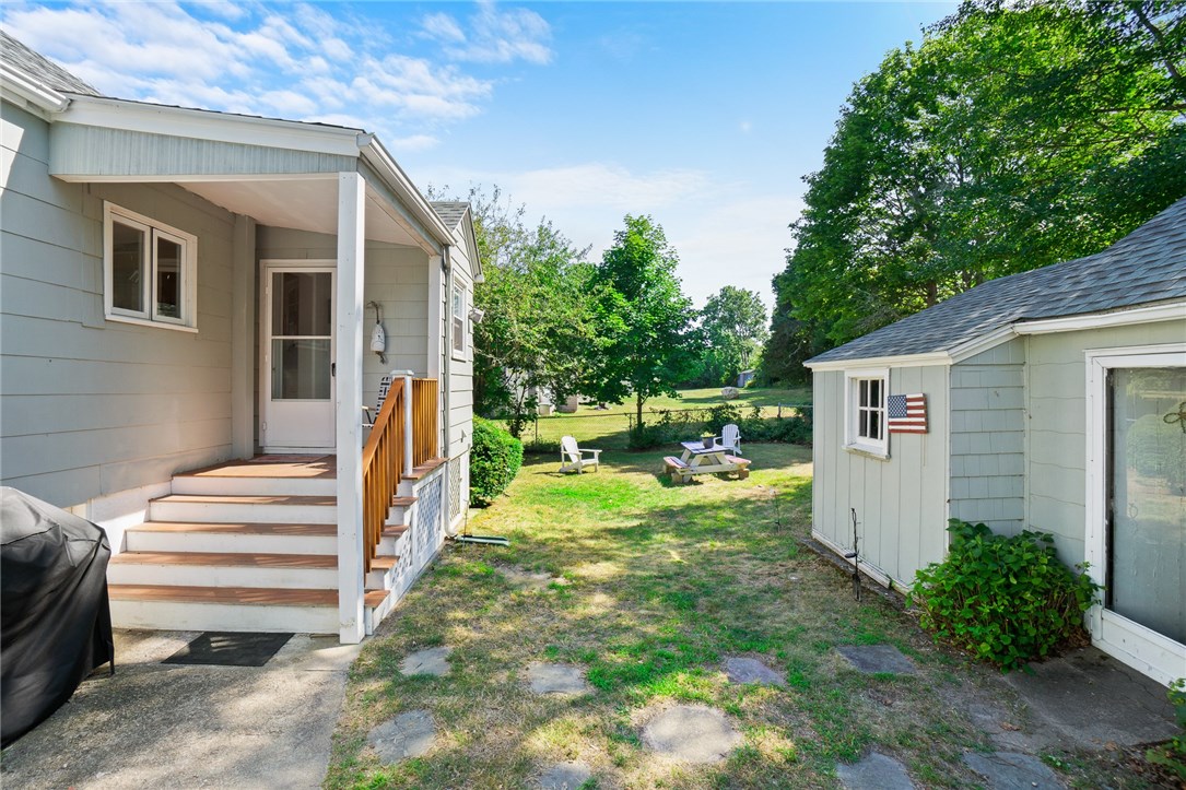 31 Langworthy Road Westerly, RI 02891 - Photo 38 of 40