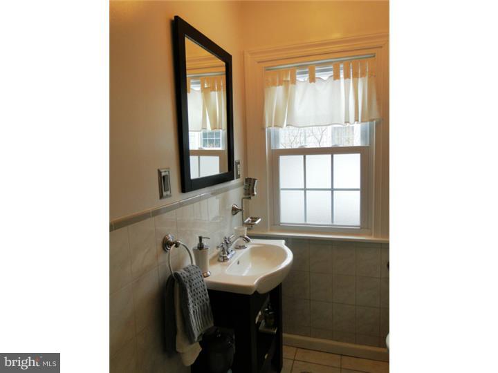 1465 Hampstead Road Wynnewood, PA 19096 - Photo 9 of 13 Bathroom