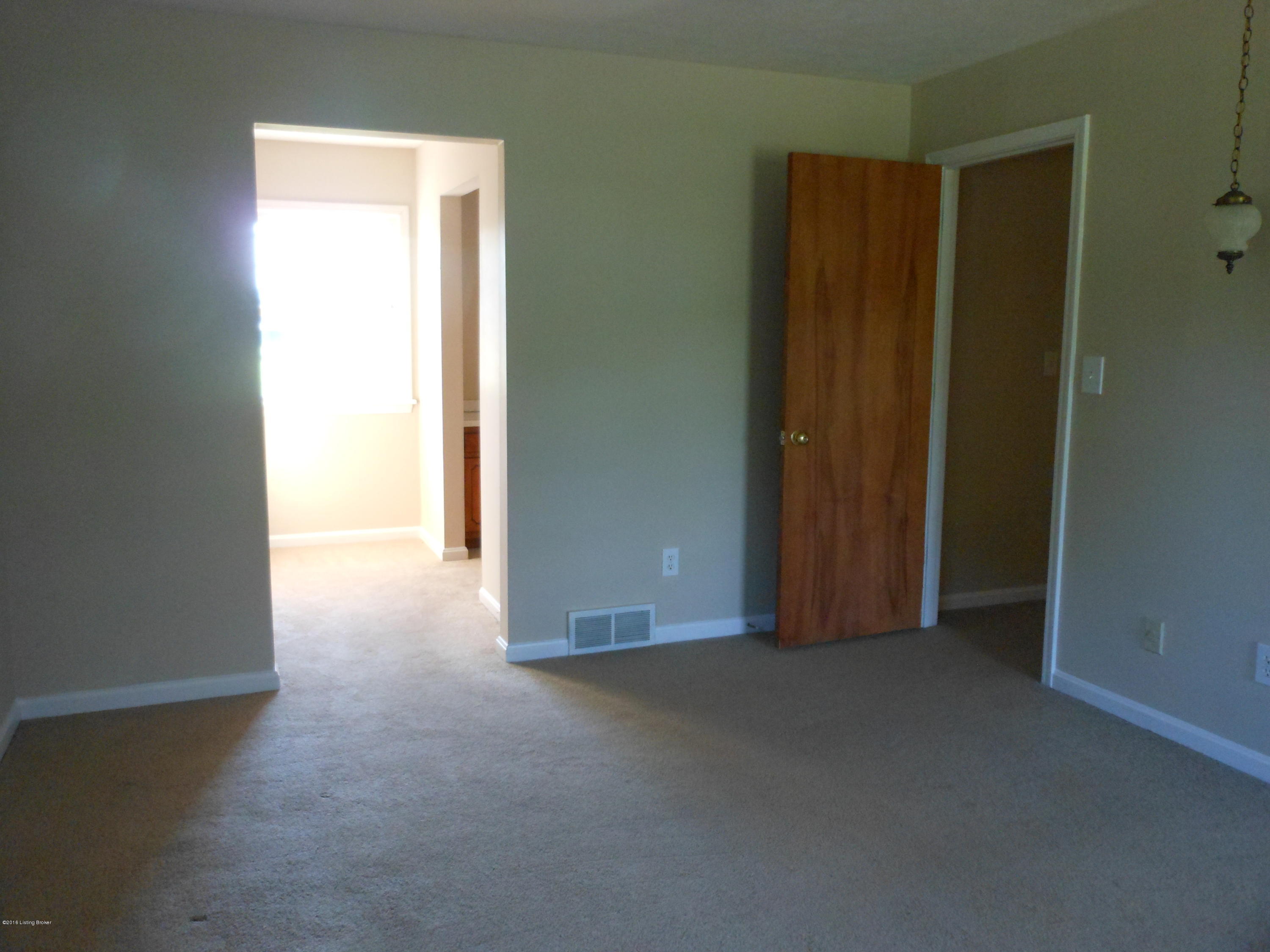 5422 Pendleton Road Louisville, KY 40272 - Photo 27 of 41 dscn2621