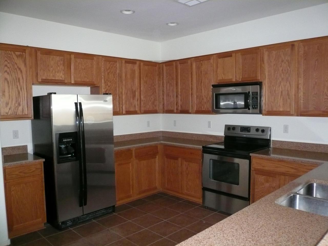 6870 West Carson Road Laveen, AZ 85339 - Photo 3 of 15 KITCHEN