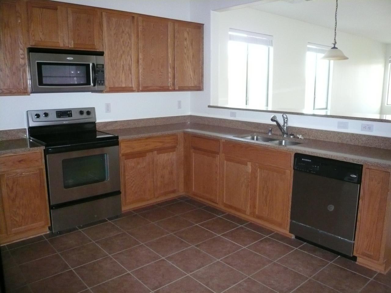 6870 West Carson Road Laveen, AZ 85339 - Photo 4 of 15 KITCHEN