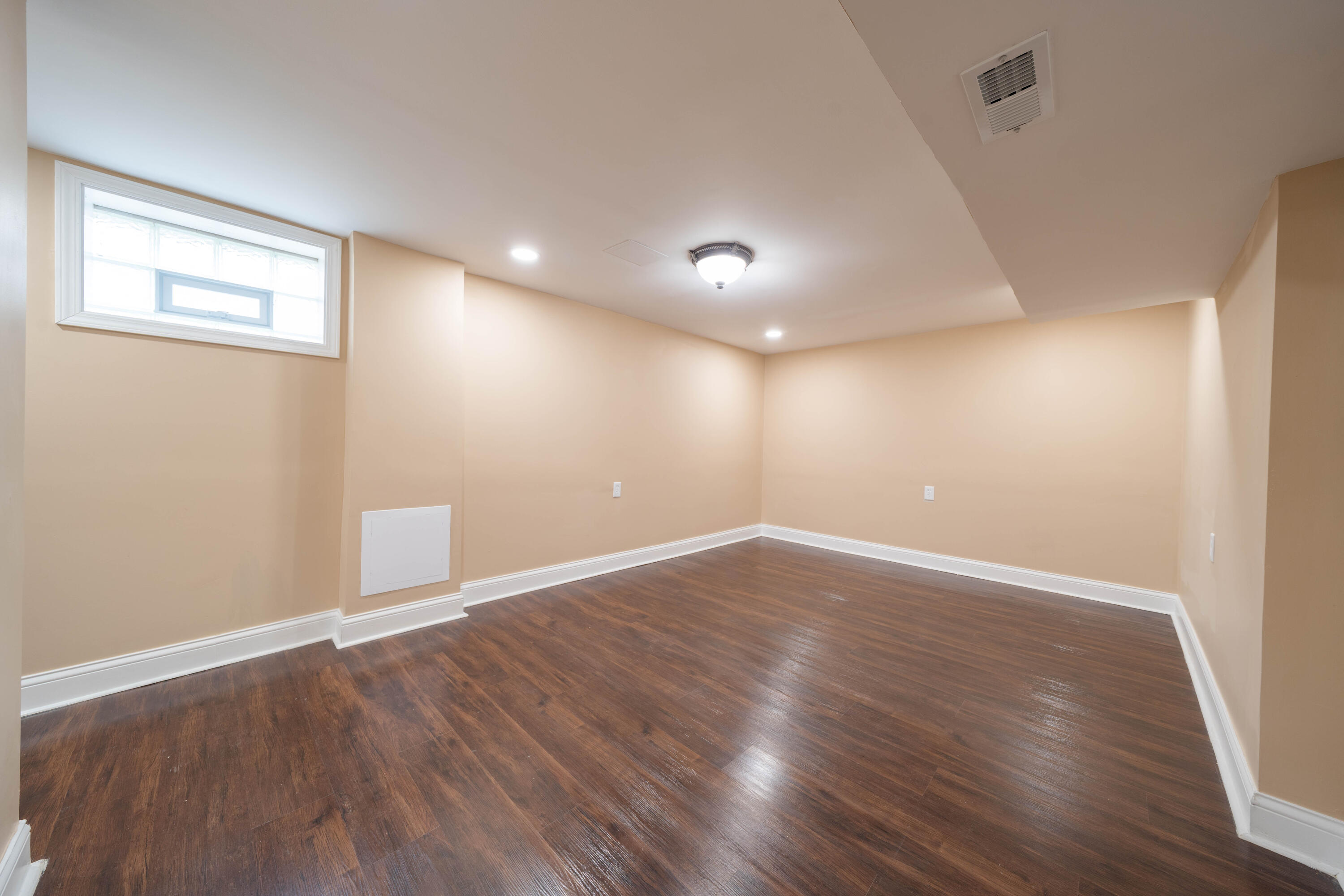 1166 Noble Street Gary, IN 46404 - Photo 13 of 16 3000x2000