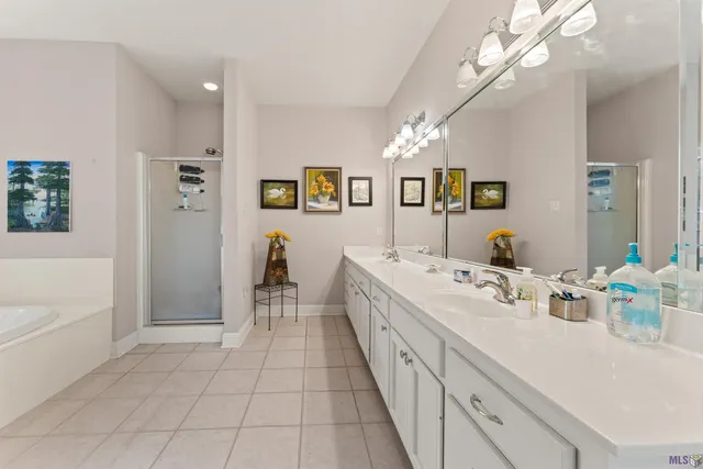 $559,000 | 13535 Wood Creek Drive, Baton Rouge, LA 70818