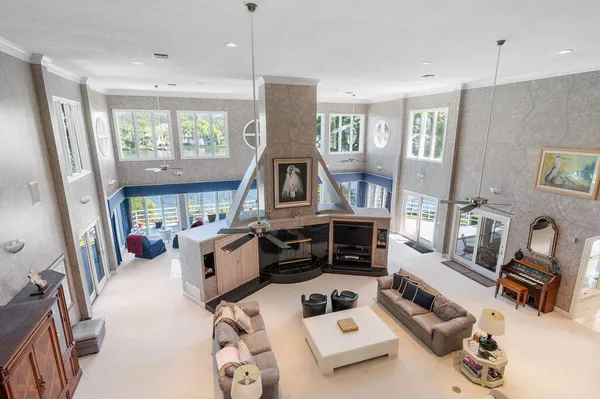 $1,875,000 | 777 Boulevard Of The Champions, Shalimar, FL 32579