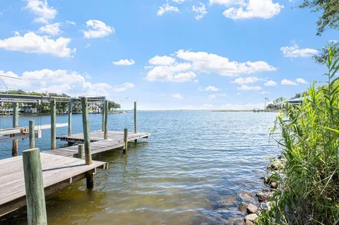 $1,875,000 | 777 Boulevard Of The Champions, Shalimar, FL 32579