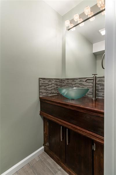 2500 Oakhill Road Gibsonia, PA 15044 - Photo 14 of 25 Powder Room