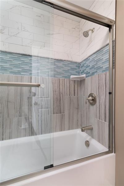 2500 Oakhill Road Gibsonia, PA 15044 - Photo 22 of 25 Main Bathroom with separated area for shower & toilet.