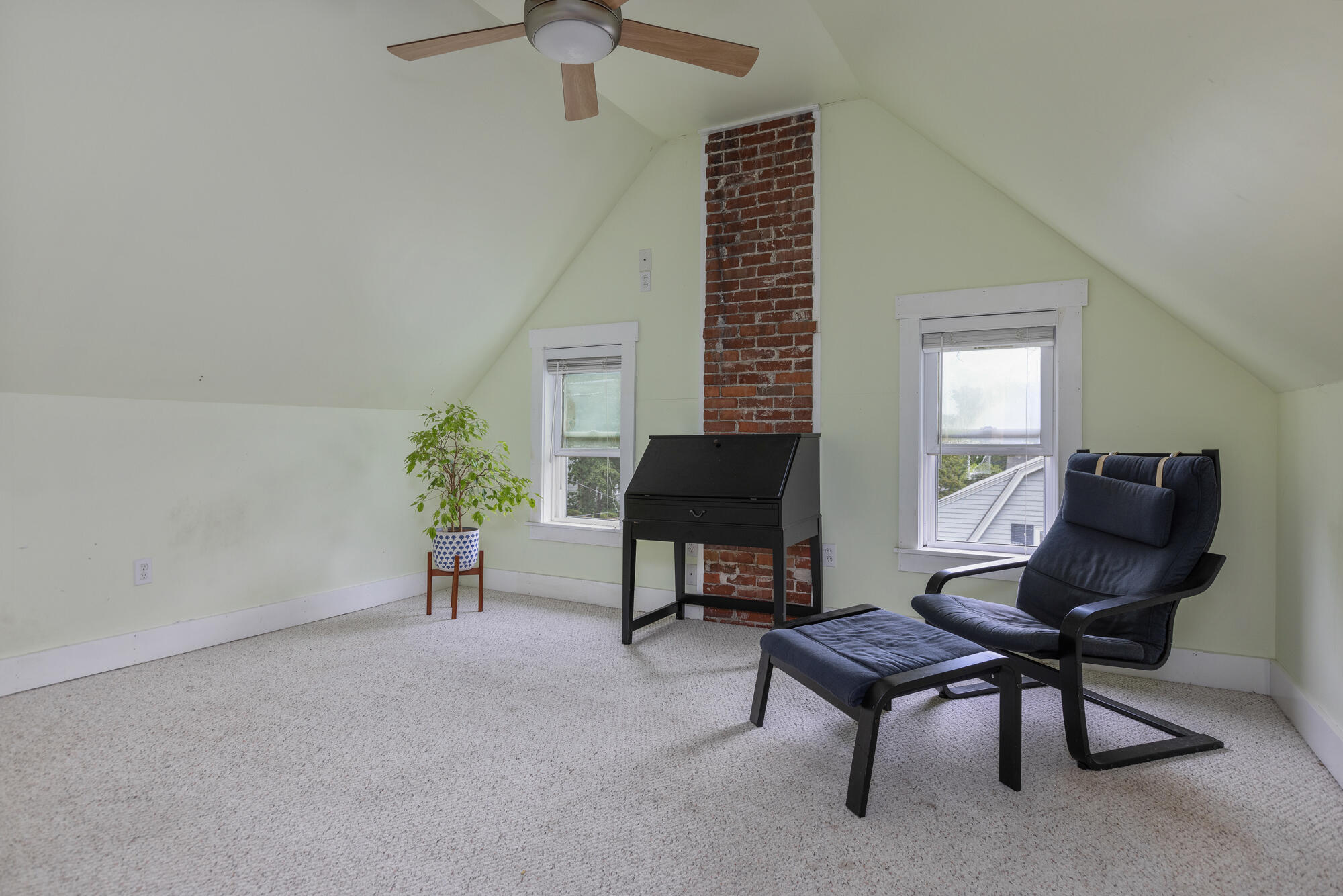 86 Edwards Street Portland, ME 04102 - Photo 46 of 48 Family Room