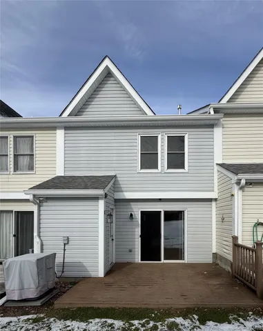 a view of a house with a garage