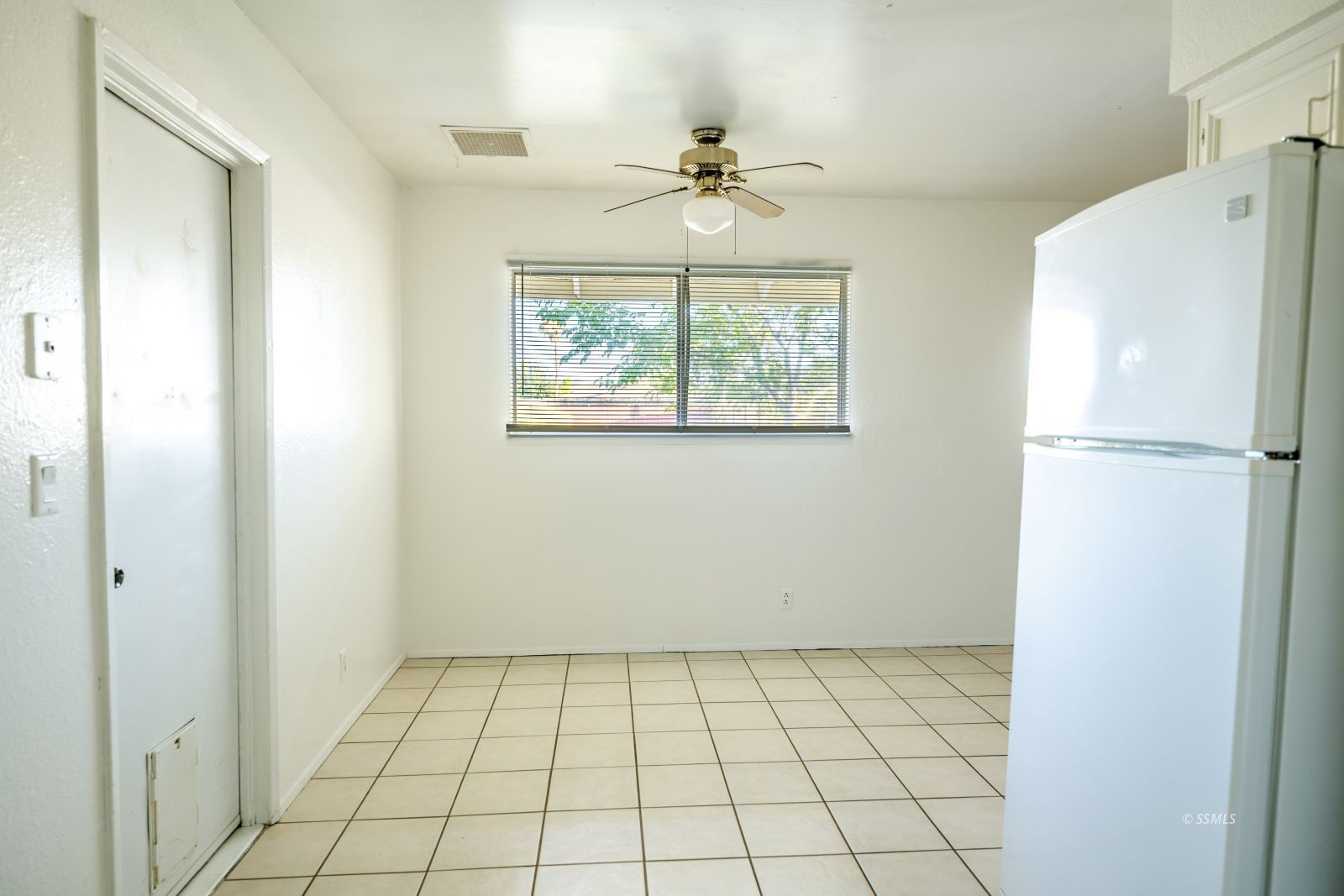 936 West St George Avenue Ridgecrest, CA 93555 - Photo 14 of 37