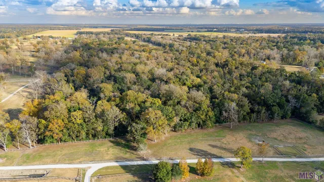 $426,600 | 6255 Rougon Road, Port Allen, LA 70767