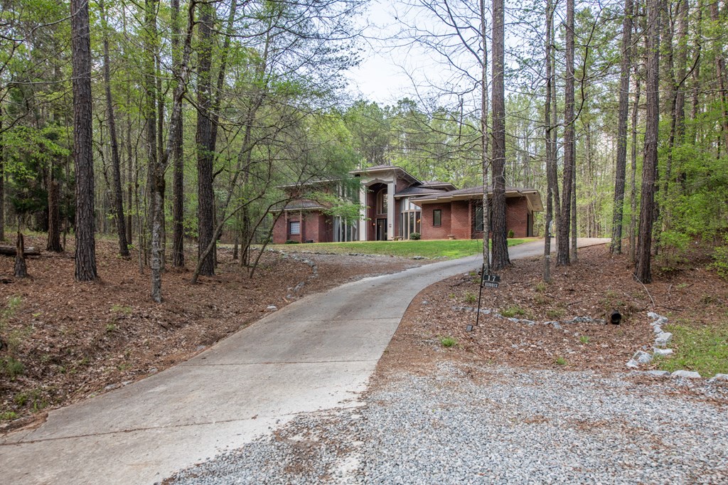 17 Northwest Biggers Road Columbus, GA 31904 - Photo 4 of 63 Gallery Image 4