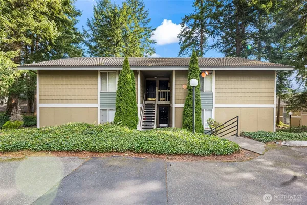 $1,000,000 | 34120 1st Place South, Federal Way, WA 98003