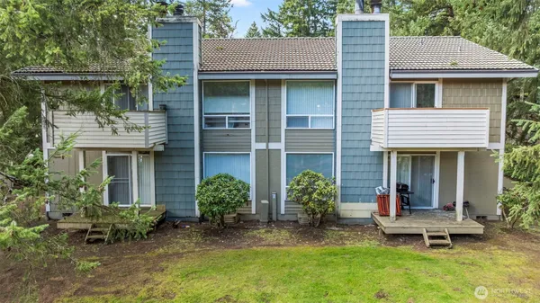 $1,000,000 | 34120 1st Place South, Federal Way, WA 98003