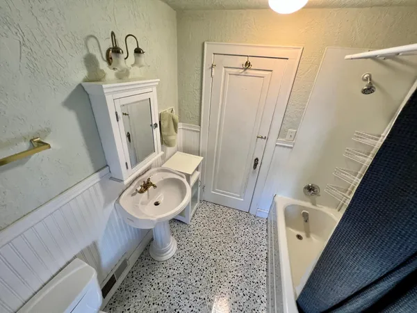 $169,900 | 116 4th Avenue, Bovey, MN 55709