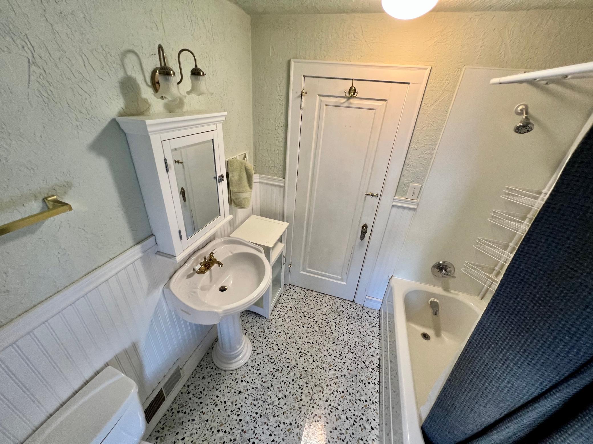 116 4th Avenue Bovey, MN 55709 - Photo 25 of 35