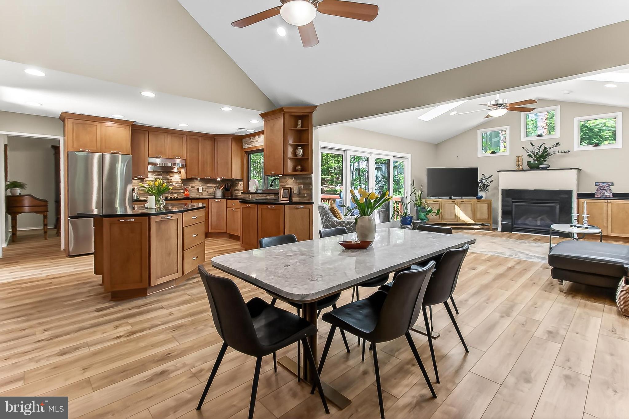 10714 Midsummer Drive Reston, VA 20191 - Photo 13 of 60