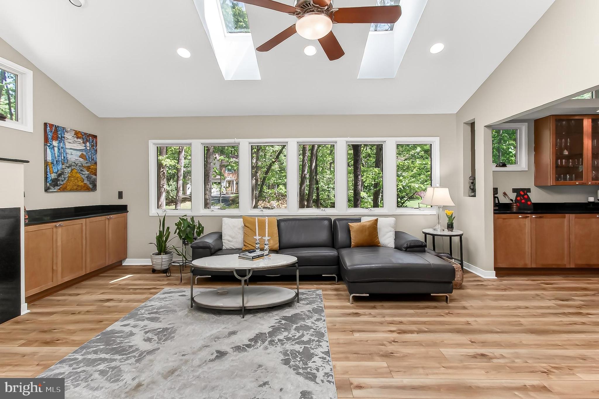 10714 Midsummer Drive Reston, VA 20191 - Photo 16 of 60