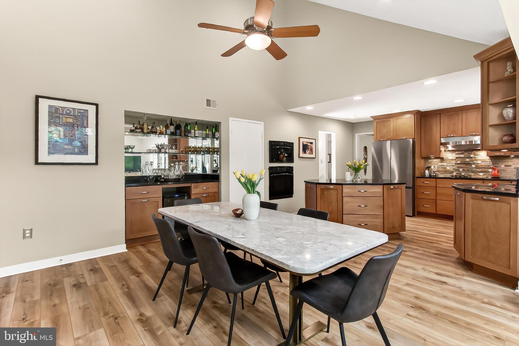 10714 Midsummer Drive Reston, VA 20191 - Photo 7 of 60