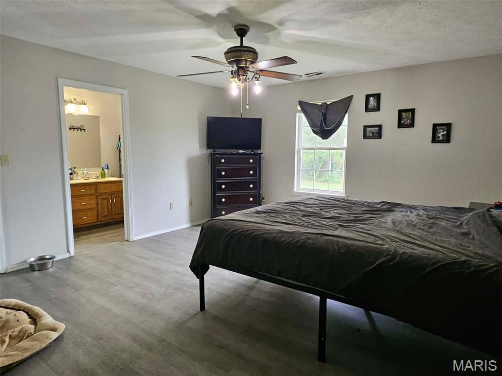 16210 Walnut Road Plato, MO 65552 - Photo 8 of 19
