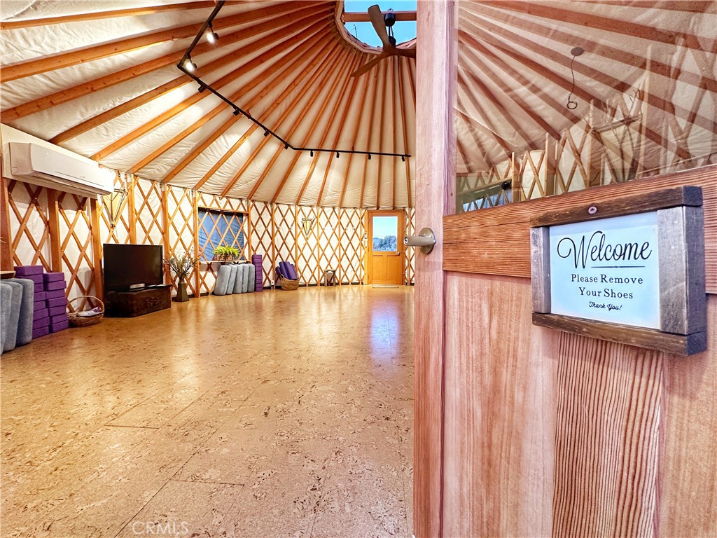 30415 Chihuahua Valley Road Warner Springs, CA 92086 - Photo 27 of 75 a view of interior space with wooden floor