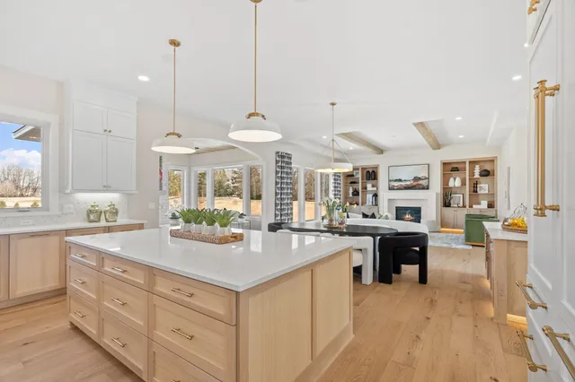 $2,700,000 | 16404 47th Place North, Plymouth, MN 55446