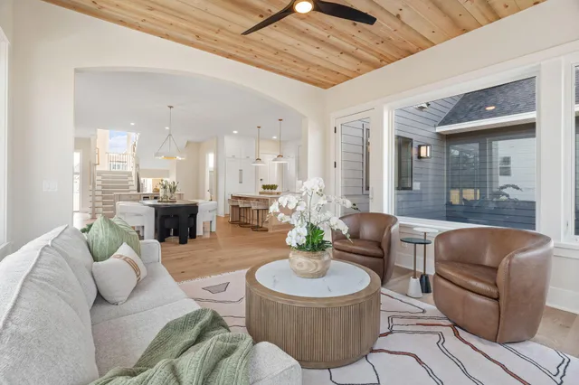 $2,700,000 | 16404 47th Place North, Plymouth, MN 55446