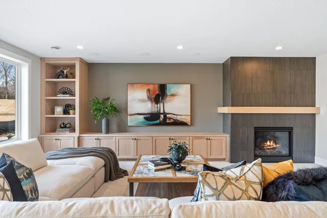 $2,700,000 | 16404 47th Place North, Plymouth, MN 55446