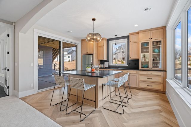 $2,700,000 | 16404 47th Place North, Plymouth, MN 55446