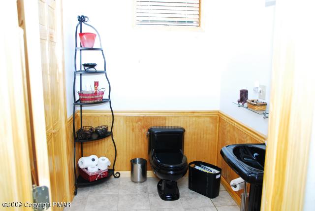 103 Kelly Road Stroudsburg, PA 18360 - Photo 16 of 19 a view of utility room
