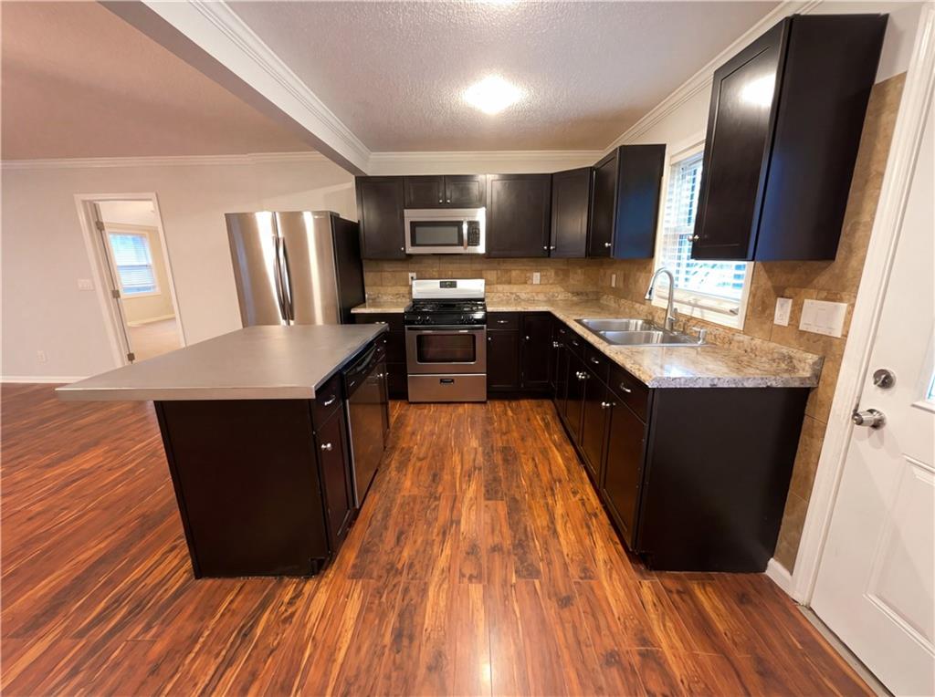 431 Cedarcrest Road Dallas, GA 30132 - Photo 2 of 26