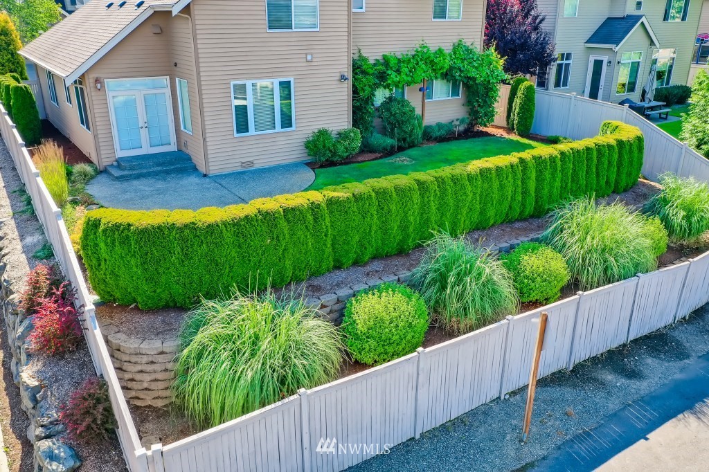 18937 84th Place Northeast Bothell, WA 98011 - Photo 16 of 37 Gallery Image 16