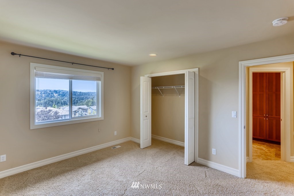 18937 84th Place Northeast Bothell, WA 98011 - Photo 29 of 37 Gallery Image 29