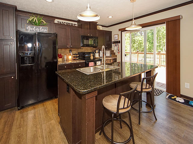 249 Barons Road Summerville, SC 29483 - Photo 8 of 33 08