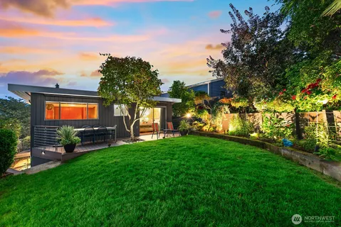 $1,450,000 | 3439 24th Avenue West, Seattle, WA 98199