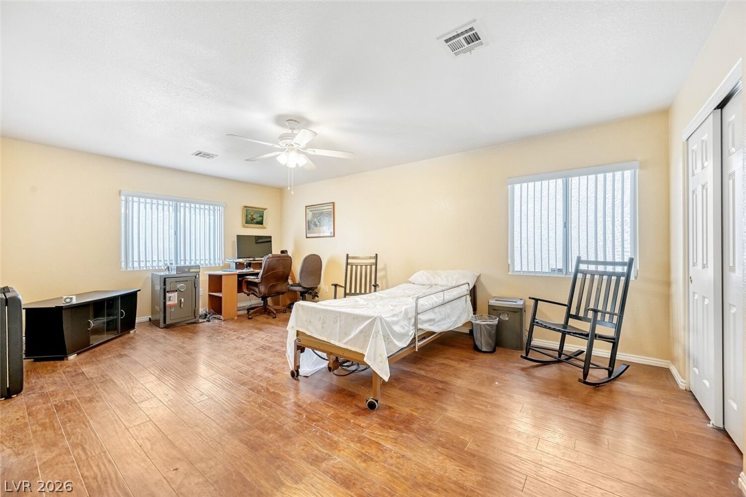 6112 Resort Ridge Street Las Vegas, NV 89130 - Photo 18 of 27 2nd primary suite w/own bathroom
