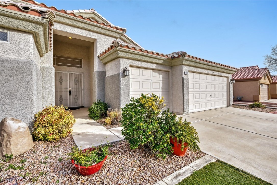 6112 Resort Ridge Street Las Vegas, NV 89130 - Photo 3 of 27