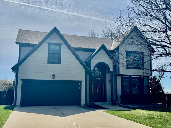 $465,000 | 18383 West 155th Street, Olathe, KS 66062