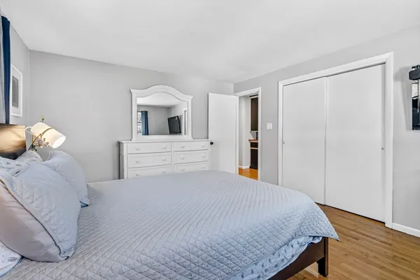 $524,900 | 105 Plain Street, Easthampton, MA 01027